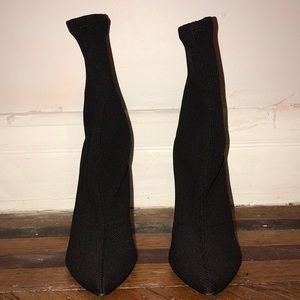 Heel booties